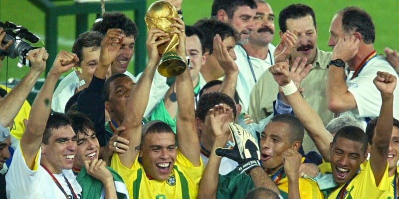 Brazil là đội tuyển giữ kỷ lục vô địch World Cup nhiều nhất với 5 lần