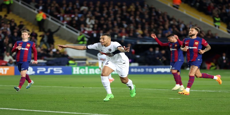 PSG giành thắng lợi chung cuộc 6-4 trước Barcelona